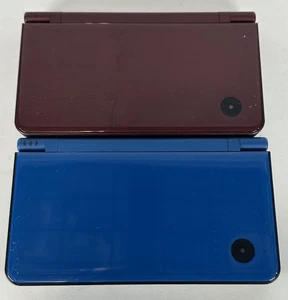 LOT OF 2 - NINTENDO DSI XL HANDHELD CONSOLES *AS IS - ISSUES* - Picture 1 of 3