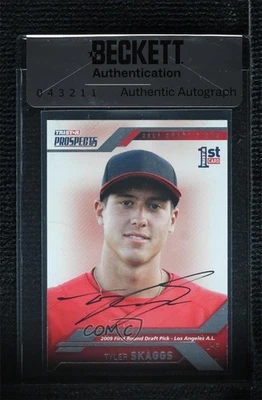 BAS 2009 TRISTAR Prospects Plus Tyler Skaggs #32 Beckett Auth Sticker Auto - Image 1 of 2