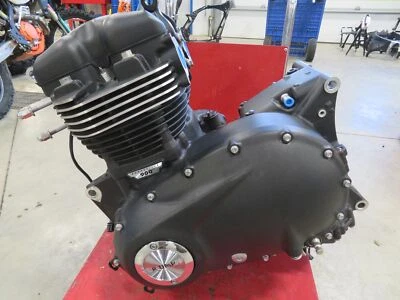 EB880 2017 TRIUMPH BONNEVILLE 900 T100 NEGRO MOTOR 900 21031 KM Foto 1 de 4