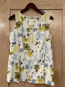Ann Taylor Floral Back-Zip Blouse (Size M) - Picture 1 of 1