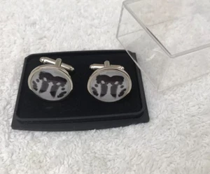 Cufflinks Black & White Abstract Skulls , Unusual Design - Picture 1 of 6
