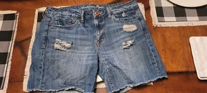 American Eagle " Live Your Life " Above the Knee Destructed Shorts - Size 6 - Picture 1 of 4