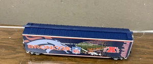 Hawthorne Village Denver Broncos NFL Member Box Car With Tracks and COA - Picture 1 of 11