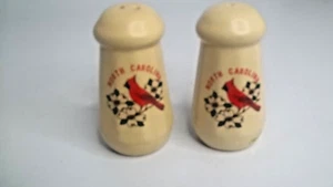 Vintage North Carolina Cardinal Dogwood Flower Ceramic Salt & Pepper Shakers - Picture 1 of 6