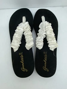Women’s Gurkees Black And White Sandals Size 10 - Picture 1 of 3