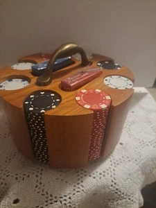 VTG Round Wood 8 Rack Poker Chip/card Holder Caddy Spins W/Cards & Clay Chips - Picture 1 of 16