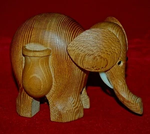 SOPORTE PALILLOS DE DIENTES ELEFANTE MADERA TALLADA A MANO VINTAGE AÑOS 60 Hecho en Dinamarca - Imagen 1 de 7