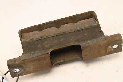 2007-2014 CADILLAC ESCALADE AWD A/T TRANSMISSION MOUNT SUPPORT BRACKET OEM - Image 1 of 4