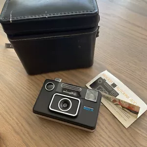 Minolta Autopak 400-X Instant Viewfinder Camera + Case & Manual. Working. - Picture 1 of 9