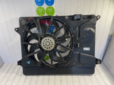 Conjunto de ventilador Chevrolet Trax 2013 2014 2015 2016 2017 2018-2021 42609478 OEM Foto 1 de 4