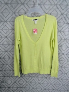 New Forever 21 Top Size S Yellow Button Front V Neck Long Sleeve Casual Work - Picture 1 of 3
