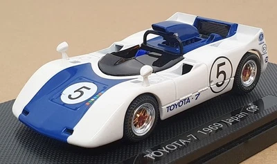 Ebbro escala 1/43 665 - Toyota 7 #5 GP de Japón 1969 - blanco/azul oscuro Foto 1 de 4