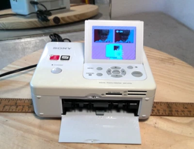 SONY Picture Station DPP-FP75 Photo Printer Portable 3.5" LCD WITH  POWER CORD - Image 1 of 4