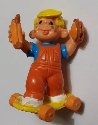 DENNIS LA MINACCIA THE MENACE - SU SKATEBOARD personaggio pvc 7 cm (Startoys) c - Immagine 1 di 2