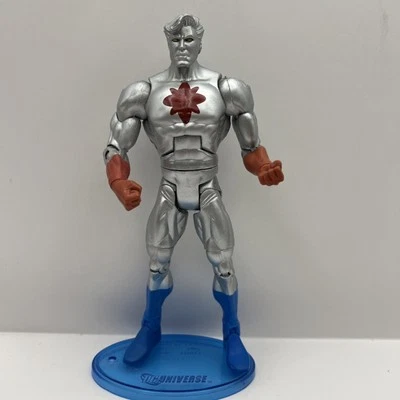 DC UNIVERSE CLASSICS SERIES  WAVE 4   CAPTAIN ATOM SILVER VARIANT 6 Inch - Image 1 of 2