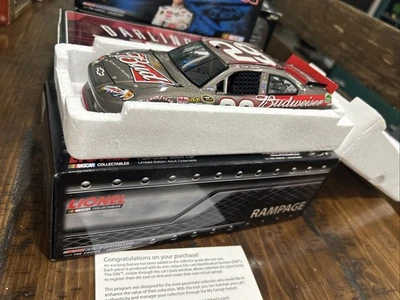 Kevin Harvick #29 Budweiser Rampage Edition 2012 1:24 NASCAR diecast 1/883 Foto 1 de 4
