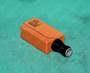 Sensore amplificatore fotoelettrico effetto IFM, OU5046, OUE-DPKG/US, 0U5046, - Foto 1 di 4
