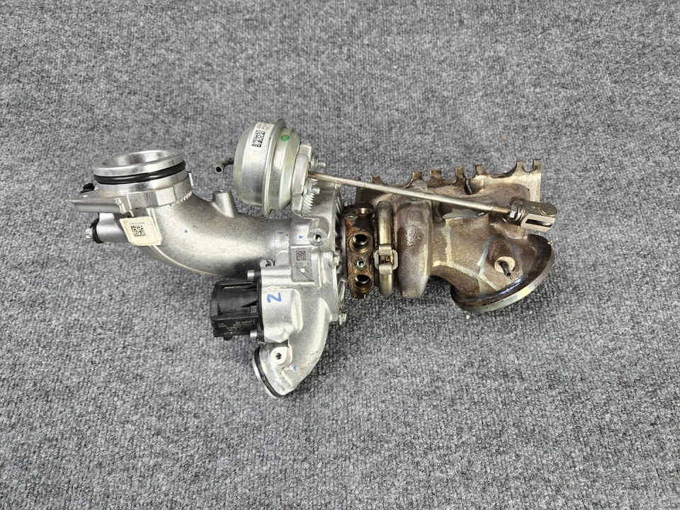motor turbocompresor turbo mercedes w222 e450 sl450 s450 oem Foto 1 de 4