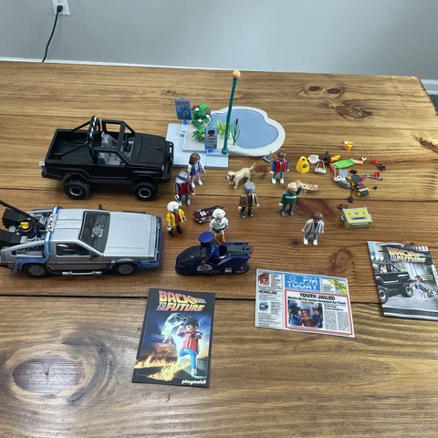PLAYMOBIL Back to the Future DeLorean Marty’s Pickup And Hoverboard Chase Lot Cover