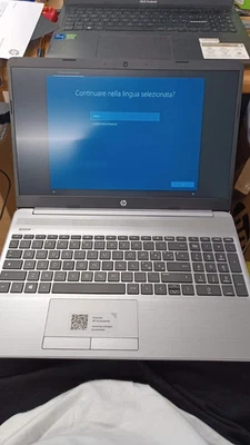 HP Essential 255 G8 15.6" 16 GB DDR4-SDRAM 512 GB SSD Windows 10 Pro Argento - Immagine 1 di 4