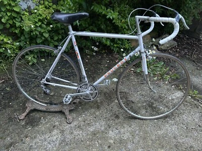 Velo Ancien De Course Peugeot PFN10 - Photo 1/4