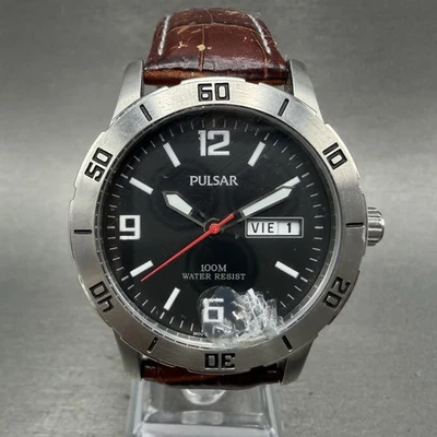 Seiko Pulsar Watch Men 39mm Black Dial Silver Tone Daydate VX43-X034 New Battery - Image 1 of 4