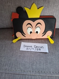 Loungefly Queen Of Hearts Purse - Picture 1 of 5