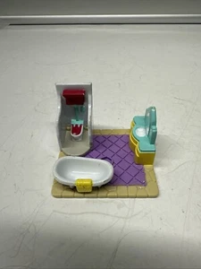 Galoob Polly Pocket hübsches Puppenhaus verzaubertes Schloss Badezimmer 1995 - Bild 1 von 2