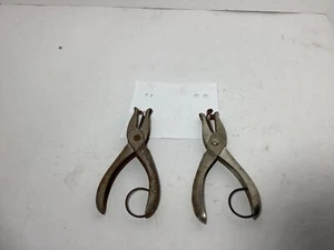 McGill M.P Co 2pc Hole Punch Set Circle And Cross  - Picture 1 of 3