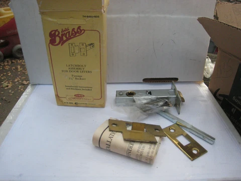 1 VINTAGE IVES  LATCHBOLT ASSEMBLY FOR PASSAGE DOOR LEVER 2-3/4" 74-6460-605 Cover