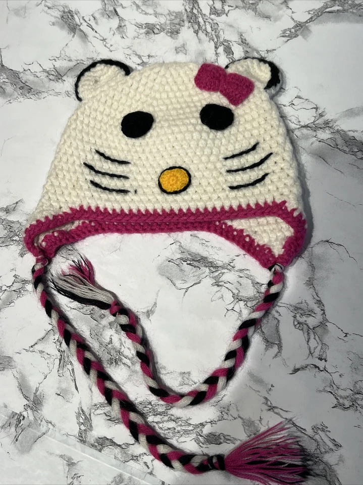 Chapéu gorro Hello Kitty feito à mão de crochê gravatas penduradas crianças médio - Imagem 1 de 4