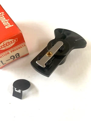 NOS STANDARD IGNITION PRODUCTS ROTOR AL 98 CHRYSLER DESOTO DODGE FARGO PLYMOUTH - Image 1 of 4