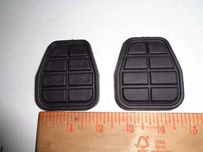 PORSCHE 924S 944 944 TURBO 951 S2 968 CLUTCH BRAKE PEDAL PADS BRAND NEW  - Image 1 of 3