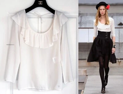 CAMISA TOP CON VOLANTES NUEVA CON ETIQUETAS 20S RUNWAY CHANEL BLANCA SEDA ELÁSTICA LOGOTIPO CC 36 Foto 1 de 4