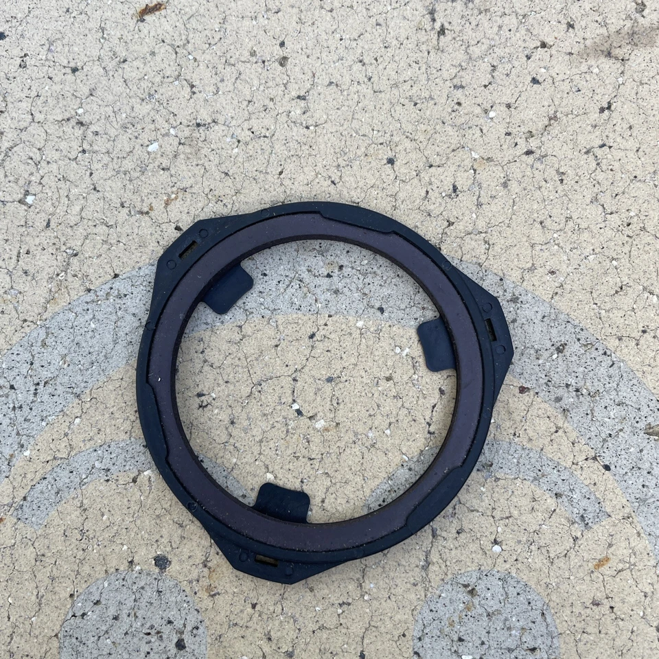 Vintage Avocet Computer Rear Hub Mount Circular Magnet NOS - Image 1 of 4