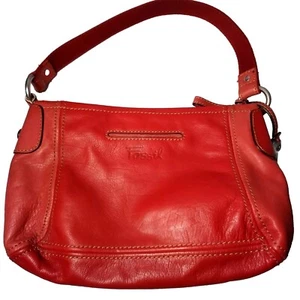 Fossil Red Leather Purse Shoulder Handbag Two Toned Matte Silver Zipper - Picture 1 of 21