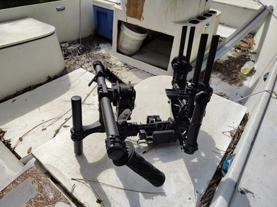 FREEFLY MOVI M5 3-Axis Motorized Gimbal - Image 1 of 4