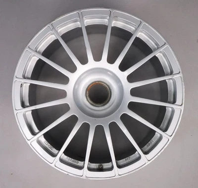 Mercedes-Benz O.Z. 9x18" Schmiederad del equipo Persson DTM - Imagen 1 de 4