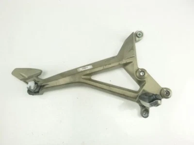 08 Aprilia Shiver 750 clavija derecha conductor y pasajero dañada Foto 1 de 4