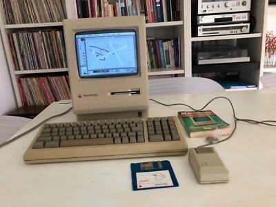 APPLE MACINTOSH PLUS PLATINIUM UPGRADE 4Mo  FONCTIONNEL souris, clavier, notice - Photo 1/4