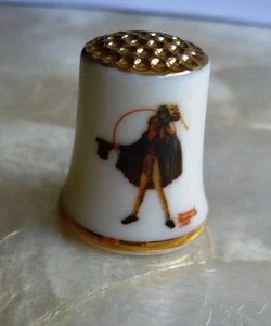 1980 Vintage Fine China GORHAM Christmas Edition Thimble NORMAN ROCKWELL - Picture 1 of 3