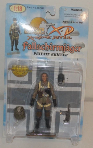 The Ultimate Soldier 1:18 Fallschirmjager Private Keitel x-d xtreme detail Cover