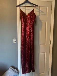 B.Smart kastanienbraunes Paillettenkleid mit Schlitz Größe 9/10 - Bild 1 von 2
