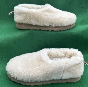 UGG Classic Cozy Bootie Slipper Damen Größe 11 natürliches Lammfell Schuhe 1131950 - Bild 1 von 7