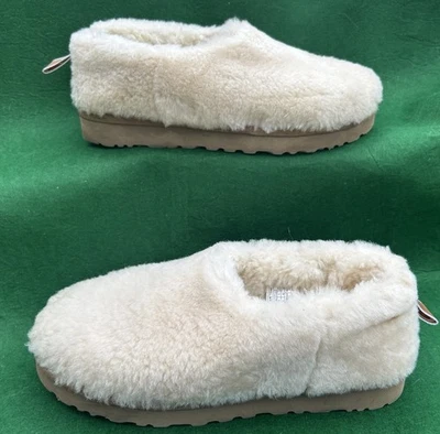 UGG Classic Cozy Bootie Slipper Womens Size 11 Natural Shearling Shoes 1131950 - Image 1 of 4
