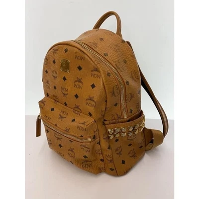 MCM Visetos Stark Mochila Mochila Camel Side Studs All-over Pattern Auténtico - Imagen 1 de 4