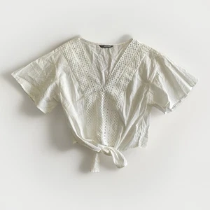 Shein Top Women Sz S White Cotton Eyelet Lace Embroidery Tie Crop V Neck Blouse - Picture 1 of 16