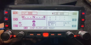 Walkie-talkie Yaesu FTM-350R 1 pieza, con módulo FGPS-1 - Imagen 1 de 6