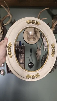 Antiguo marco de madera tallada ovalada 14x12 Foto 1 de 4