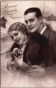 Victorian Romantic Couple Vintage RPPC C185 - Bild 1 von 2